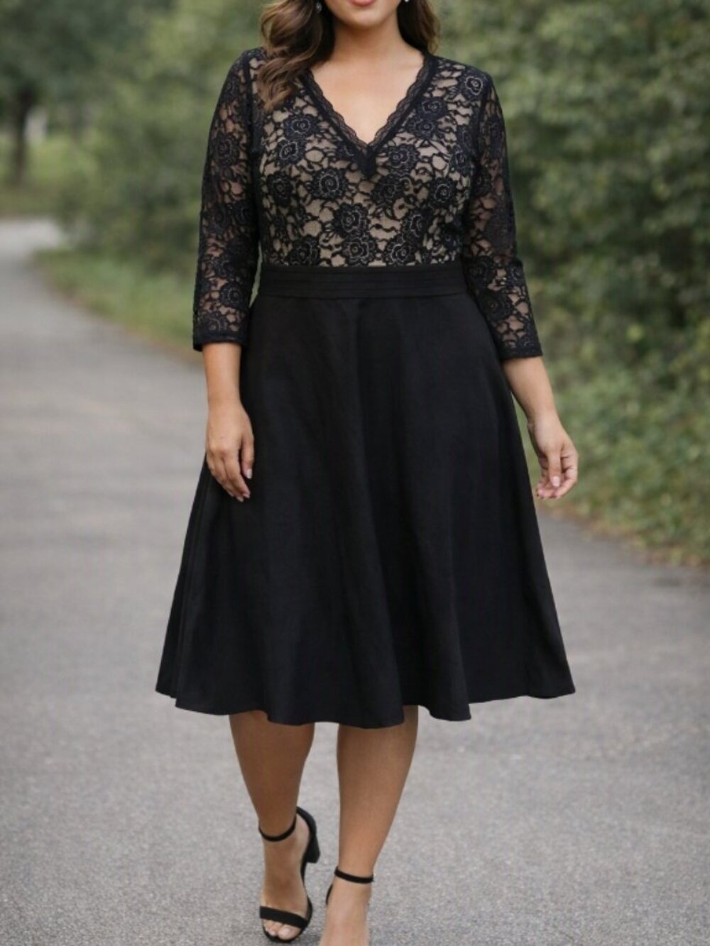 NWT New Homeyee Bodice Lined Black Lace Dress 12 Elegant Cocktail Evening Formal